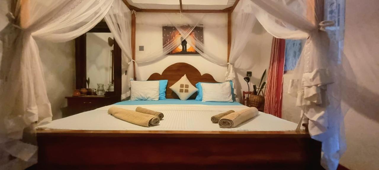 Sand Dollar House, Hiriketiya 디크웰라 외부 사진