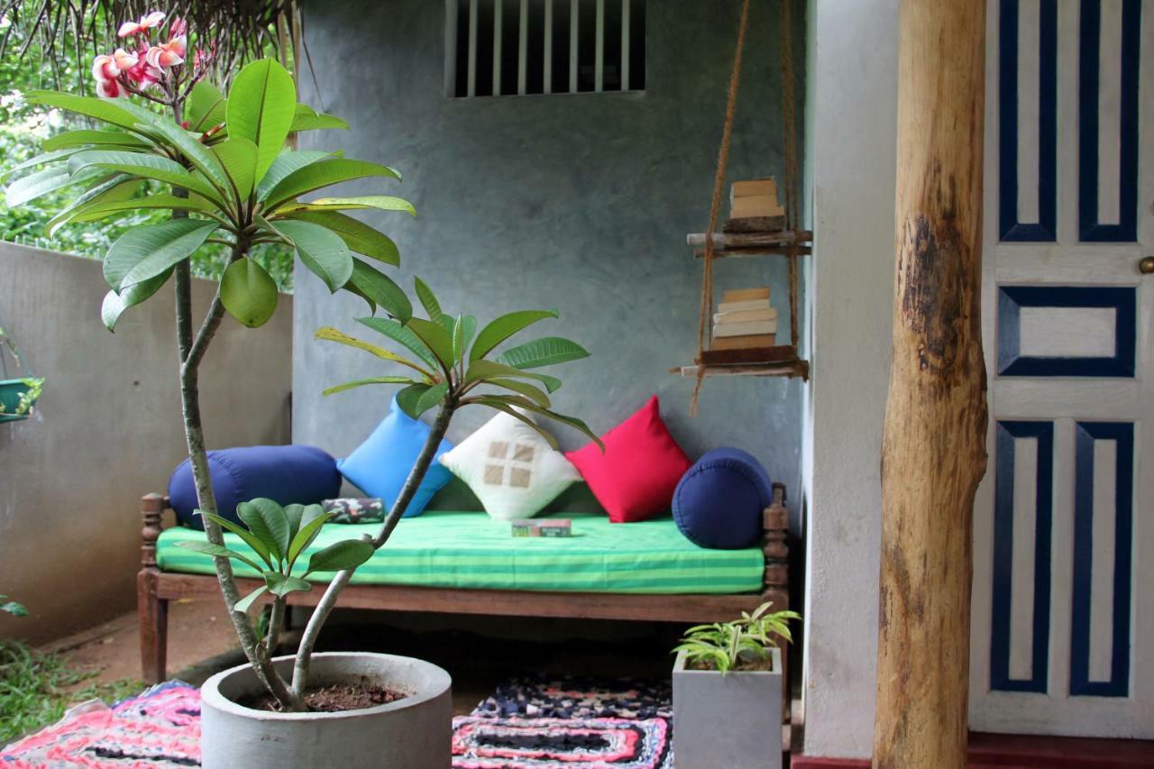 Sand Dollar House, Hiriketiya 디크웰라 외부 사진